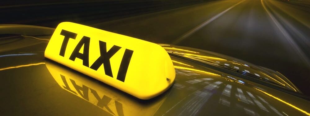 Доставка подарунків, квітів, фруктових корзин у Сумах